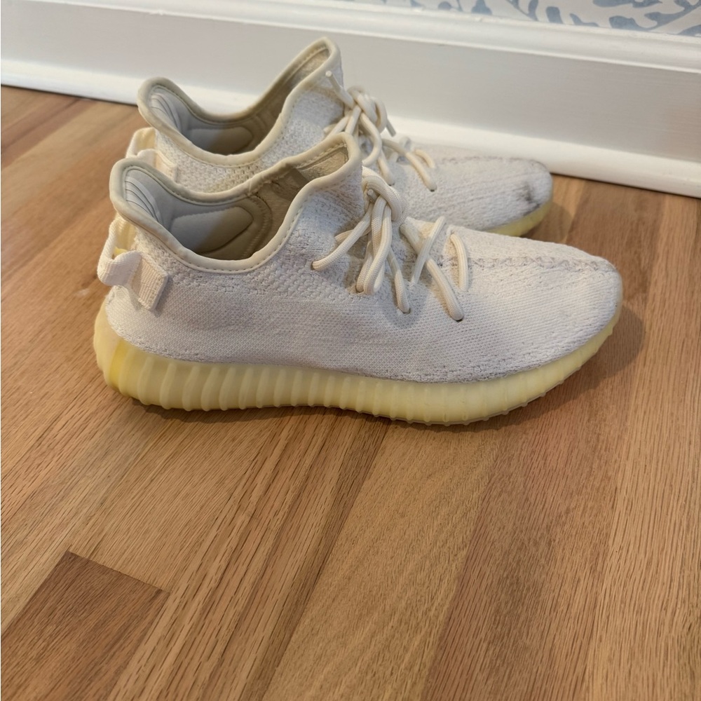 Cream Yeezy Boost 350 Sneakers